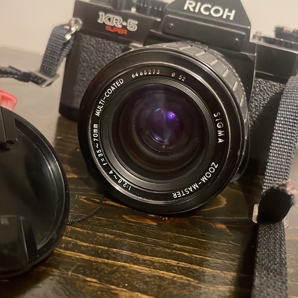 Ricoh Camera - Picture 3 of 4